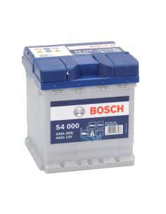 Batería Bosch S4 000 12V - 44Ah - 390A